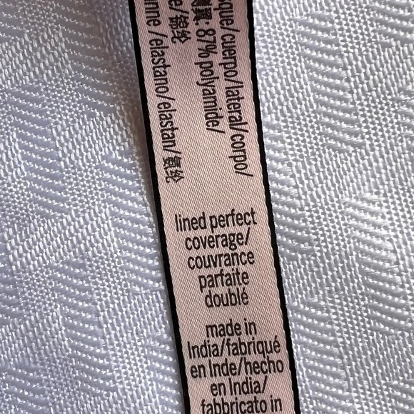NWT Victoria’s Secret Semi-Demi T-Shirt Bra, Lined, Perfect Coverage, 36c - Picture 4 of 4